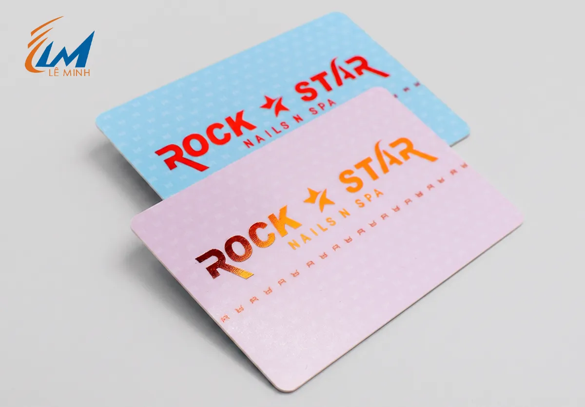 in name card nhựa ép kim vàng và bạc